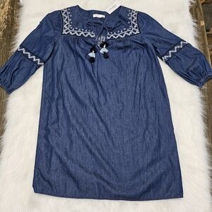 Westport chambray denim woman shift dress, embroidered, western, Size 8P, new